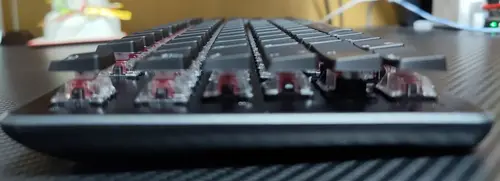 桁は一緒、トップは傾きとくぼみがある